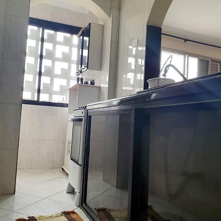 Appartamento Apartamento confortável na orla da praia de Santos Esterno foto